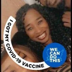 Meet your Posher, Yolanda